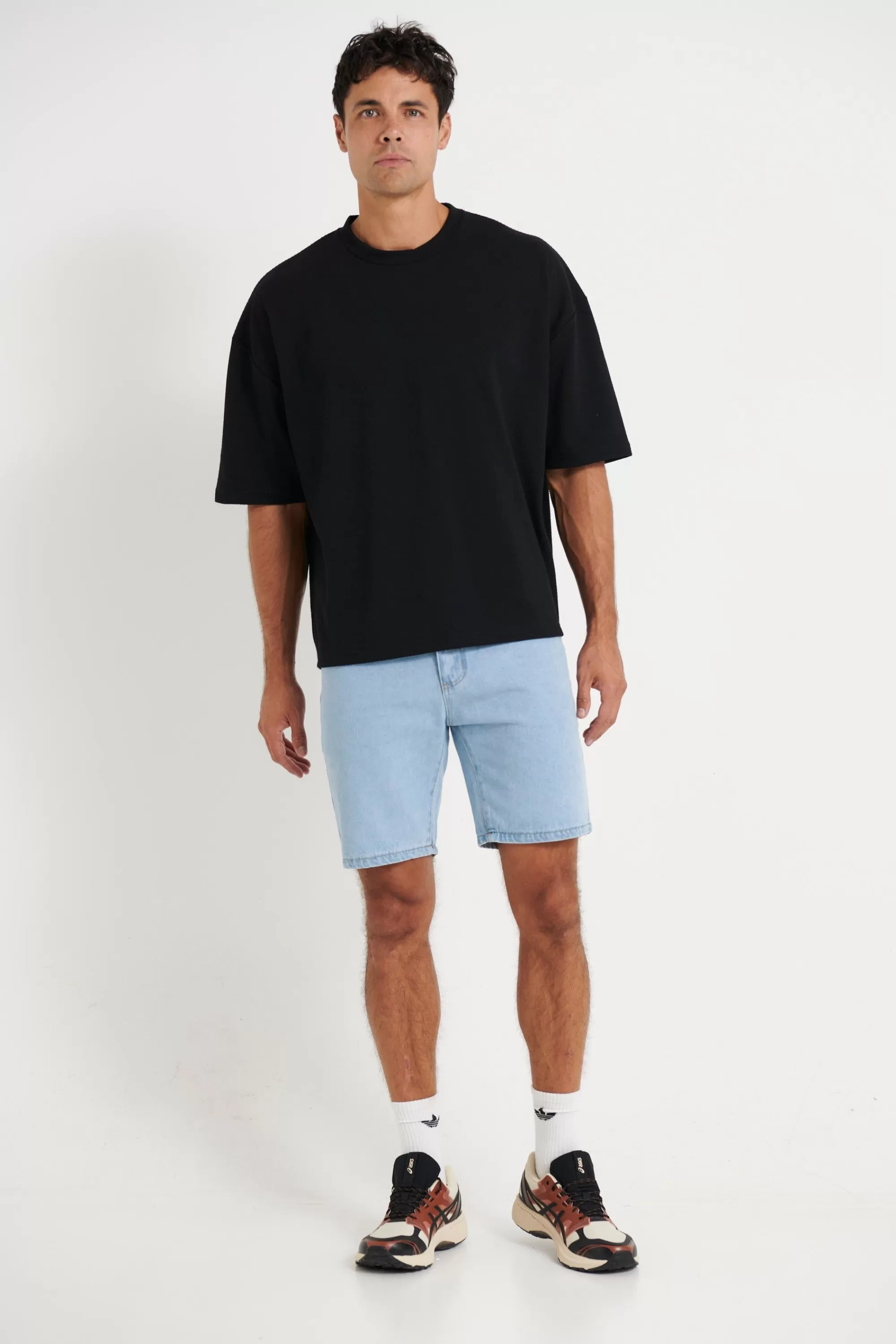 Shorts>Sampson and Taylor Andre Relaxed Denim Short Light