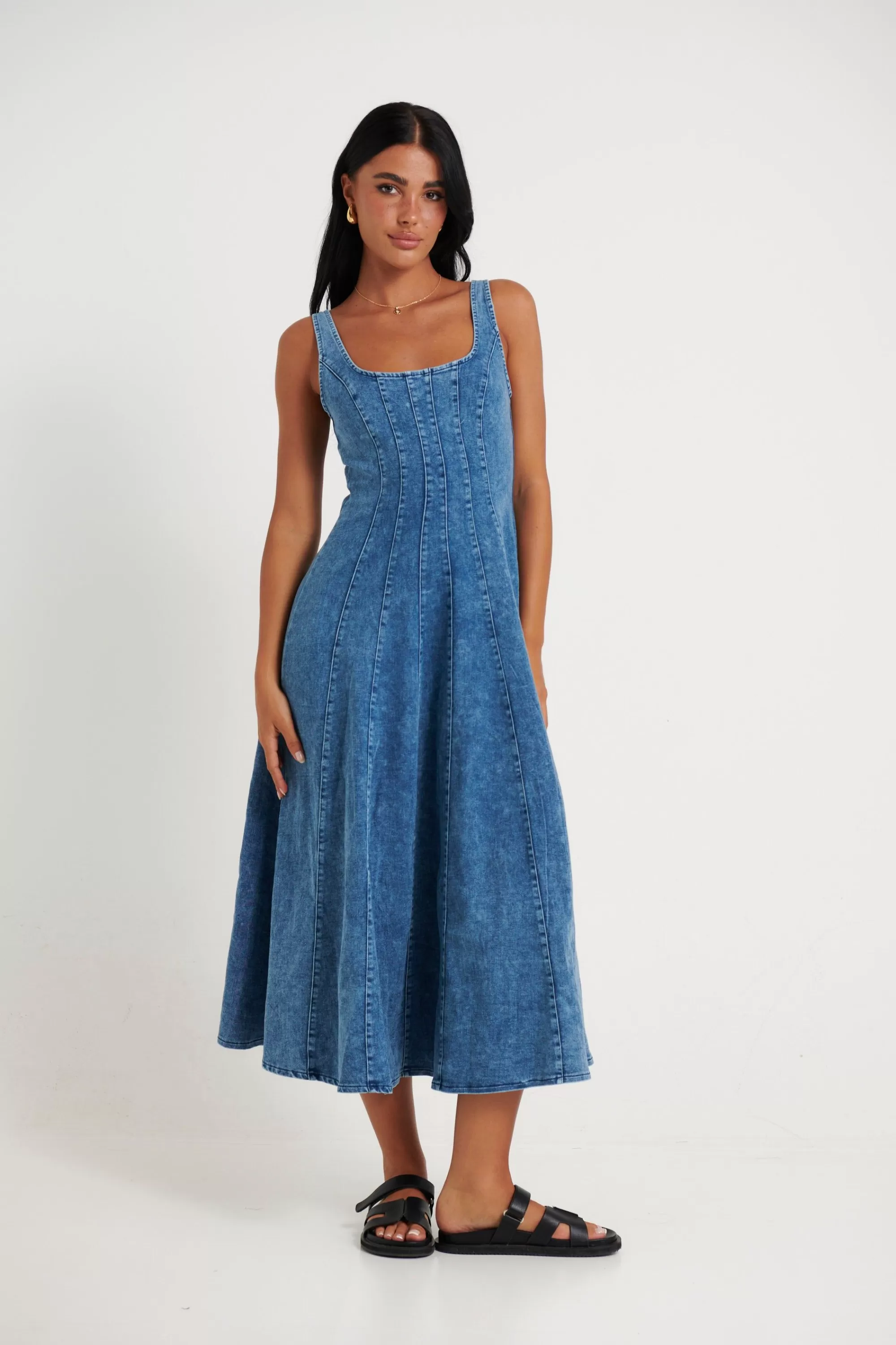 Dresses>Pink Diamond Daisy Midi Dress Dark Denim