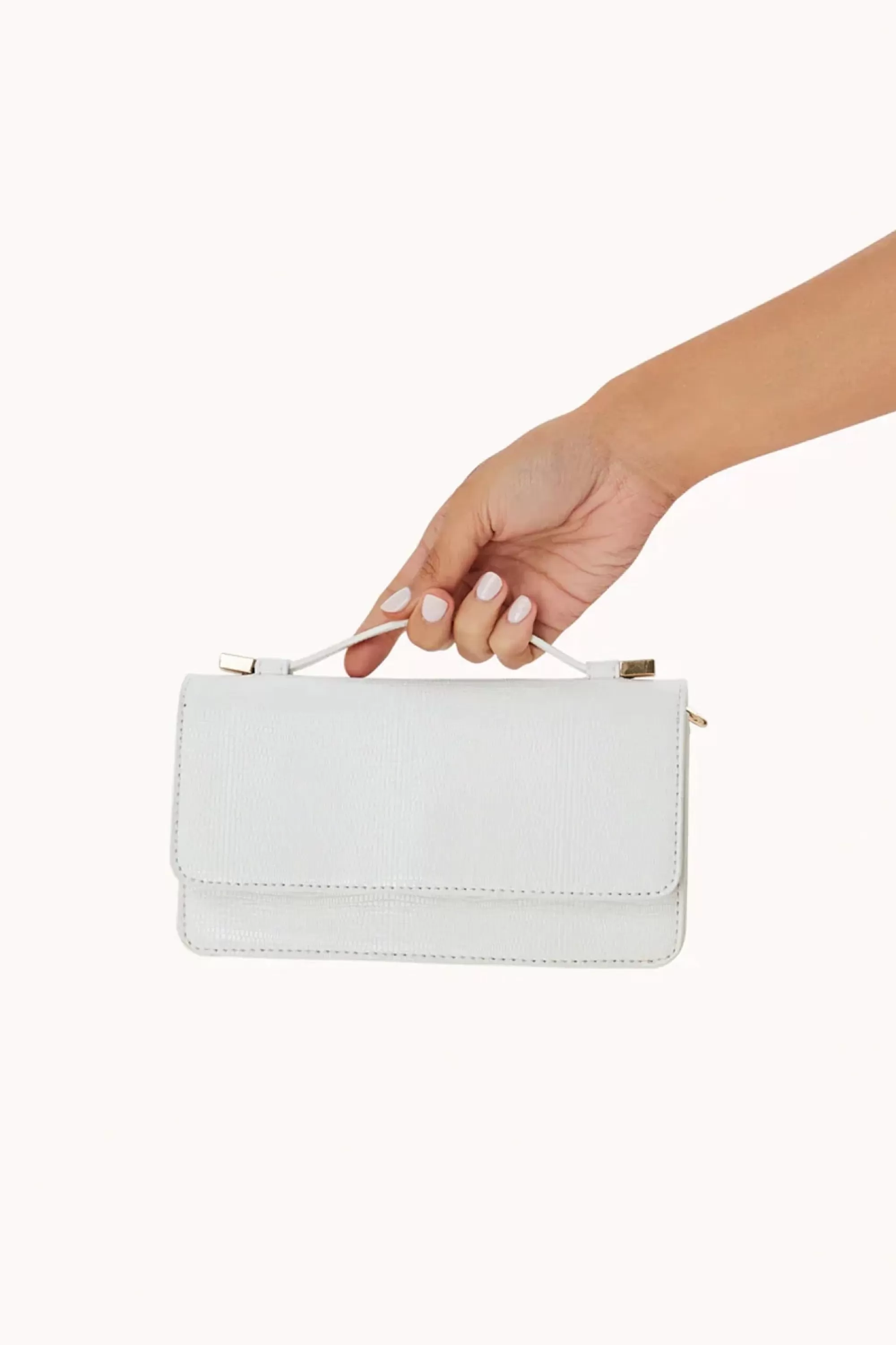 Bags & Shoes>Billini Iris Crossbody Bag White