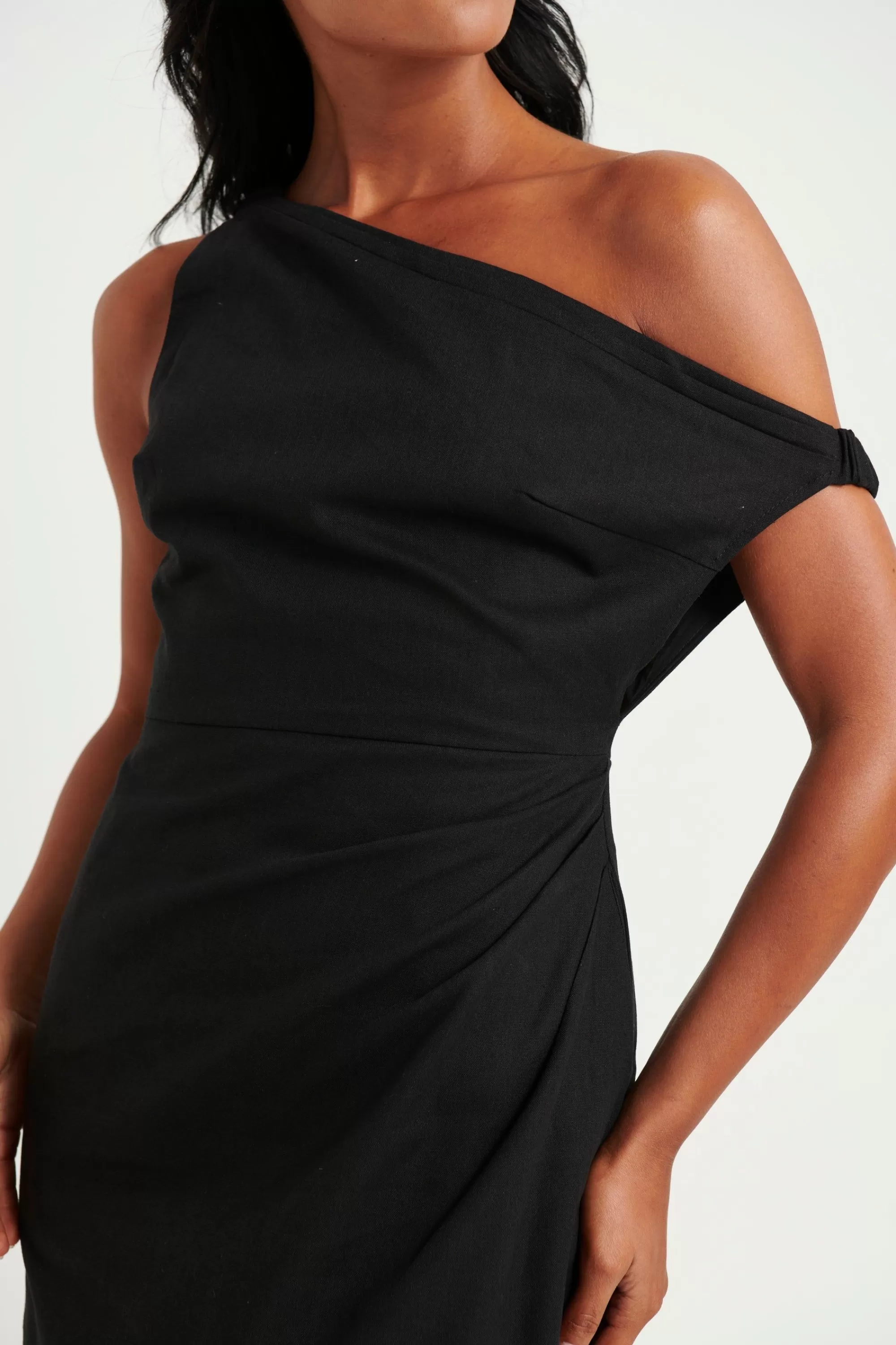 Dresses>Runaway Jaspin Midi Dress Black