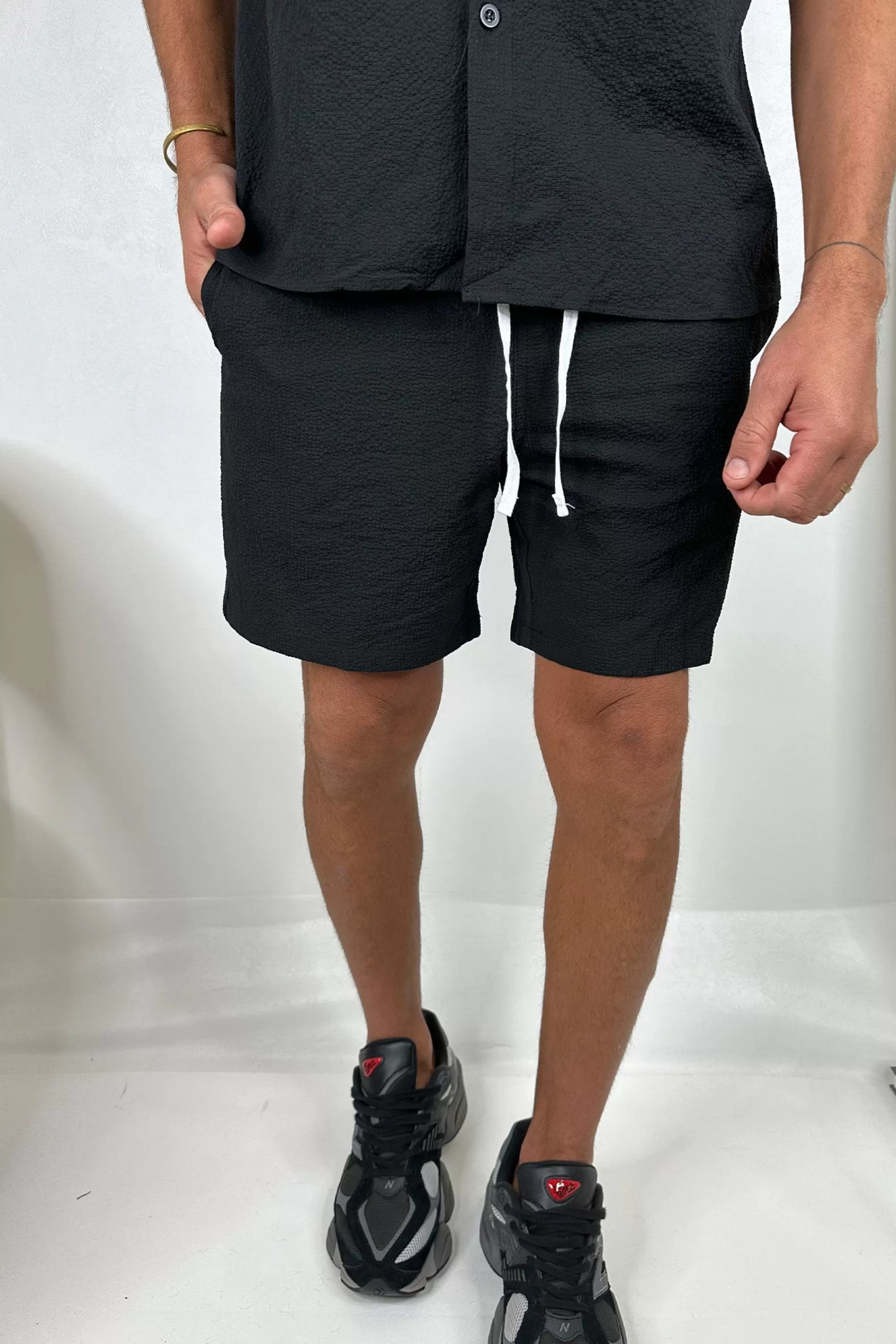 Shorts>Sampson and Taylor Larry Crinkle Texture Short Black - Final Sale