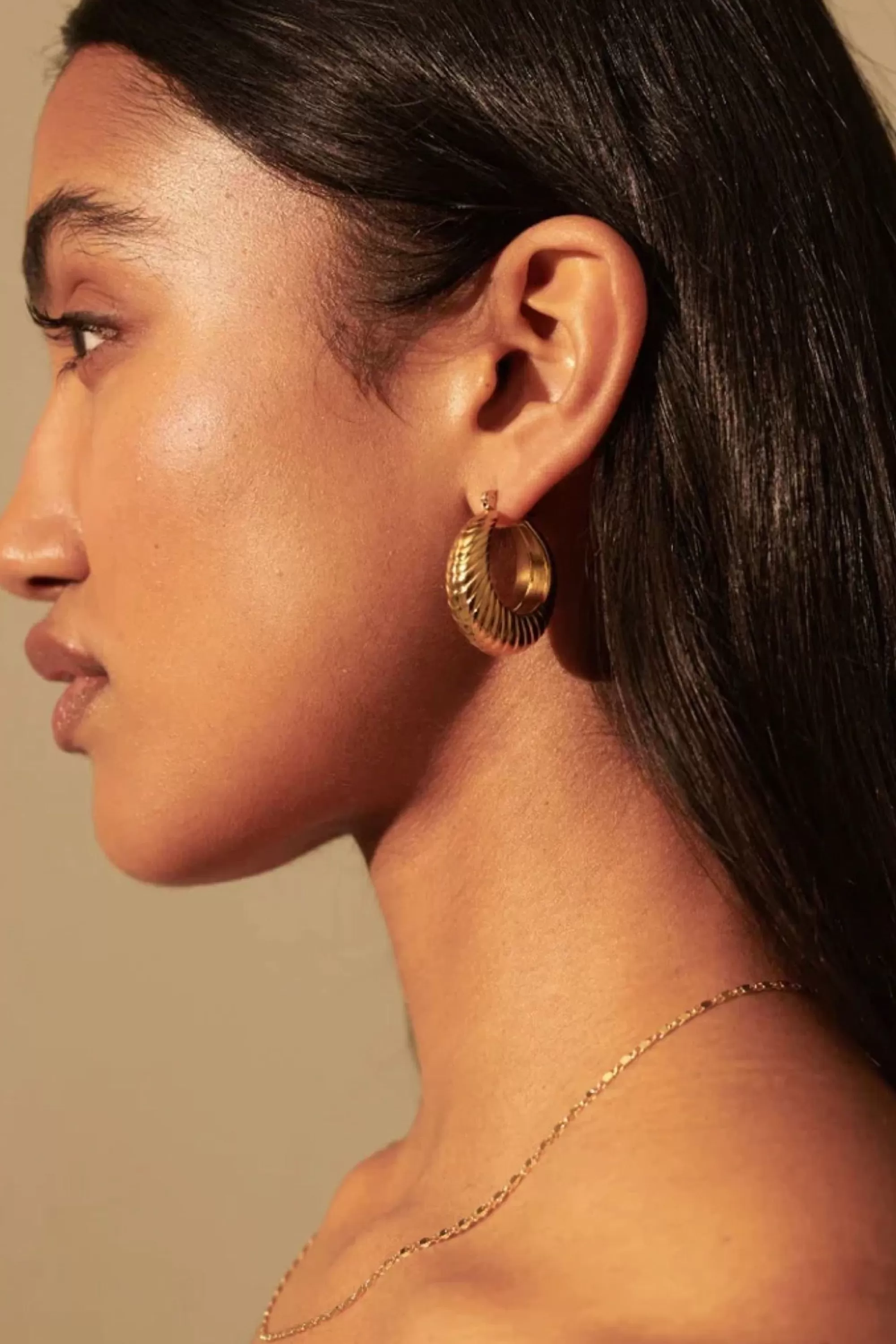 Accessories>Angels Whisper Lauren Coil Earrings Gold