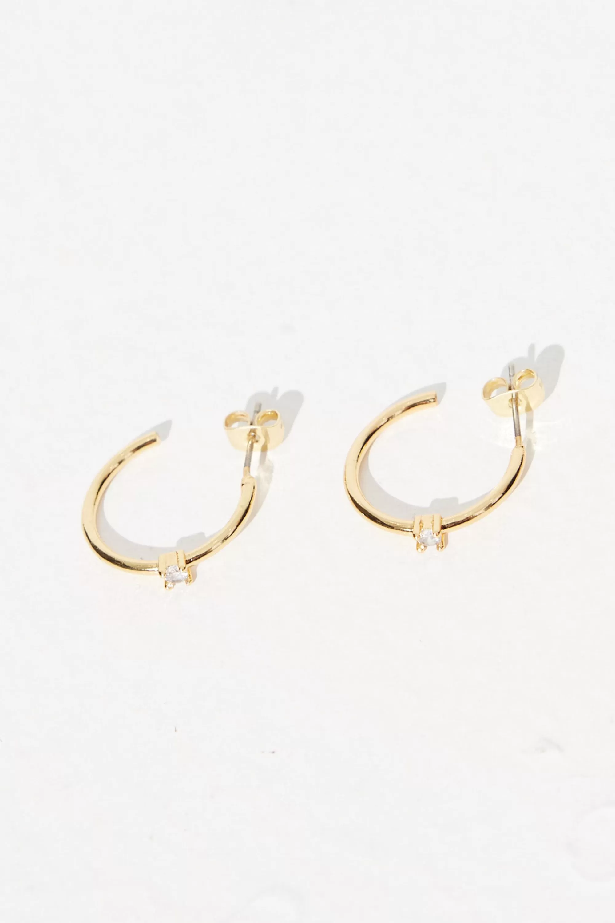 Accessories>Angel Whispers Minimal Hoops Gold