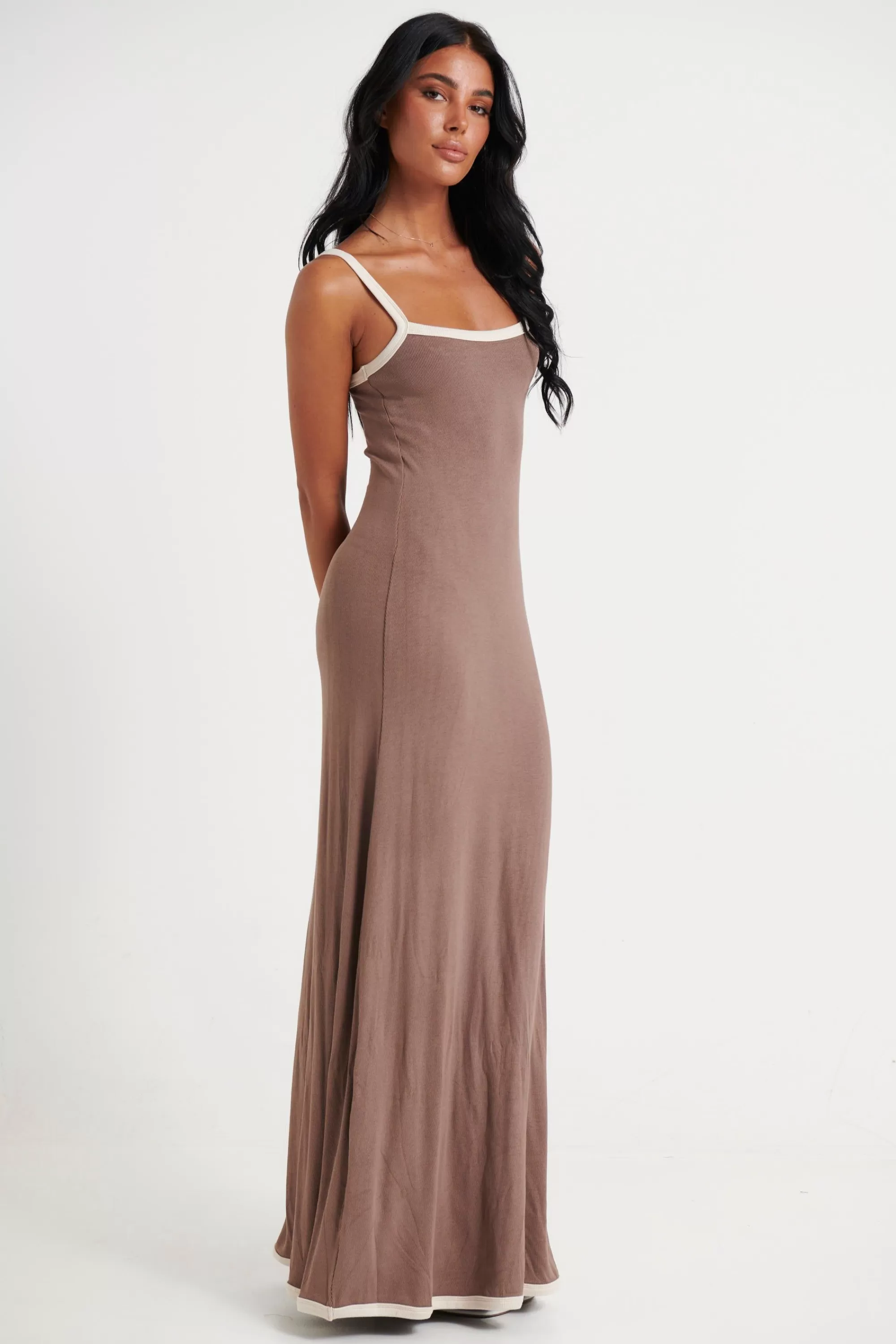 Dresses>qtrendfashion Noa Knit Maxi Dress Mocha