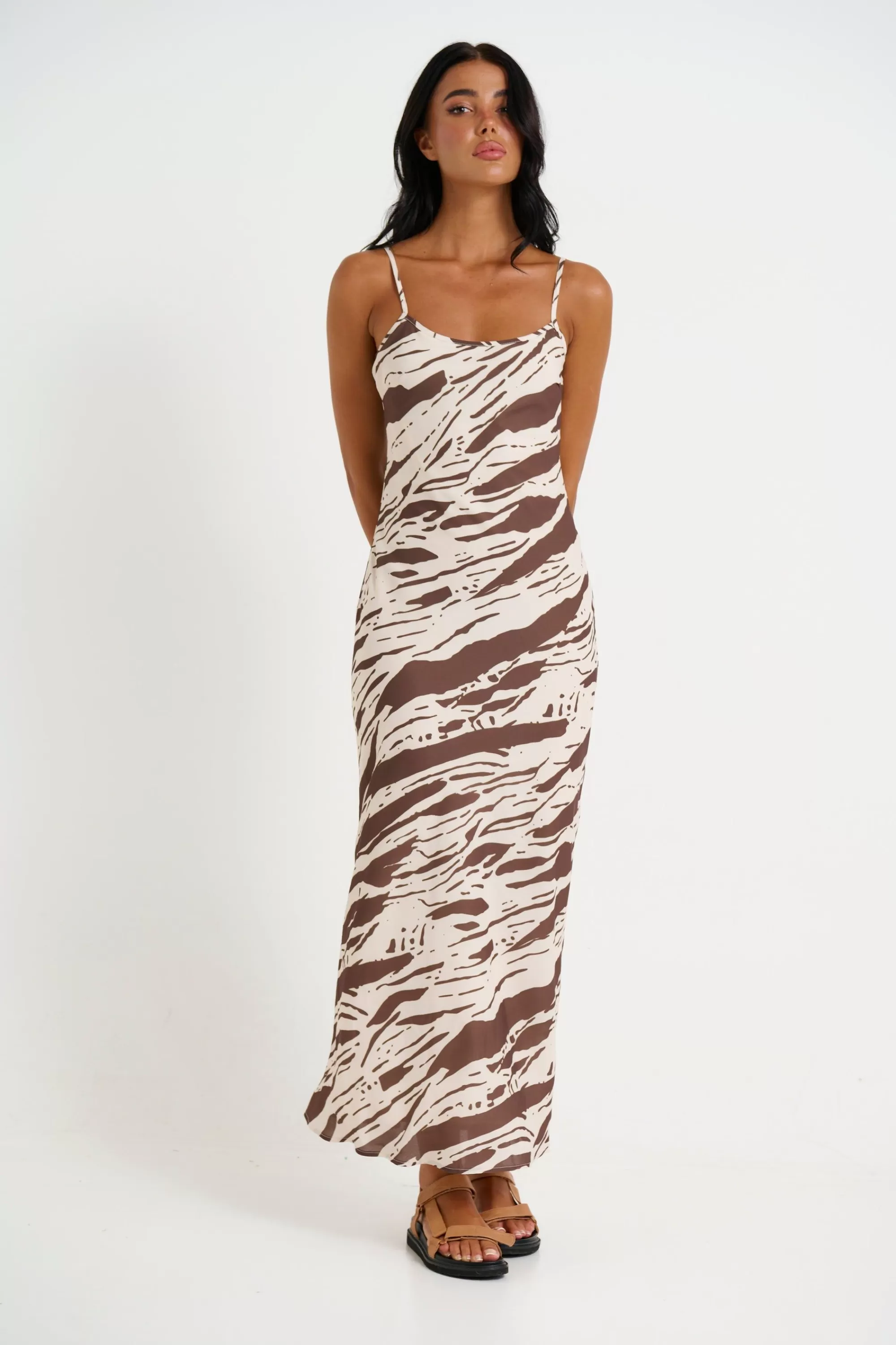 Dresses>Into Fashion Olivia Maxi Dress Coffee