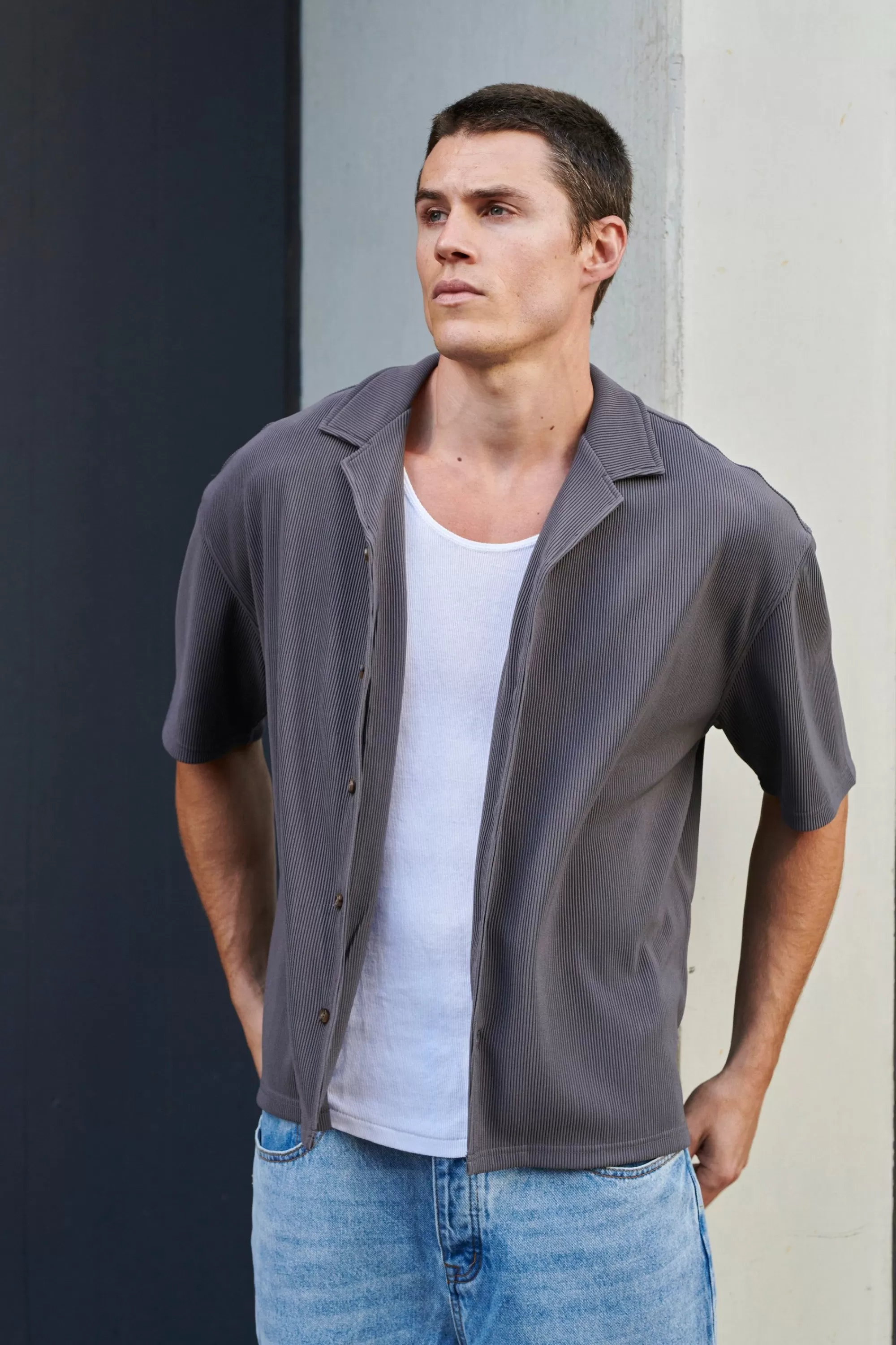 Shirts>Sampson and Taylor Raf Cropped Shirt Ribbed Dark Grey