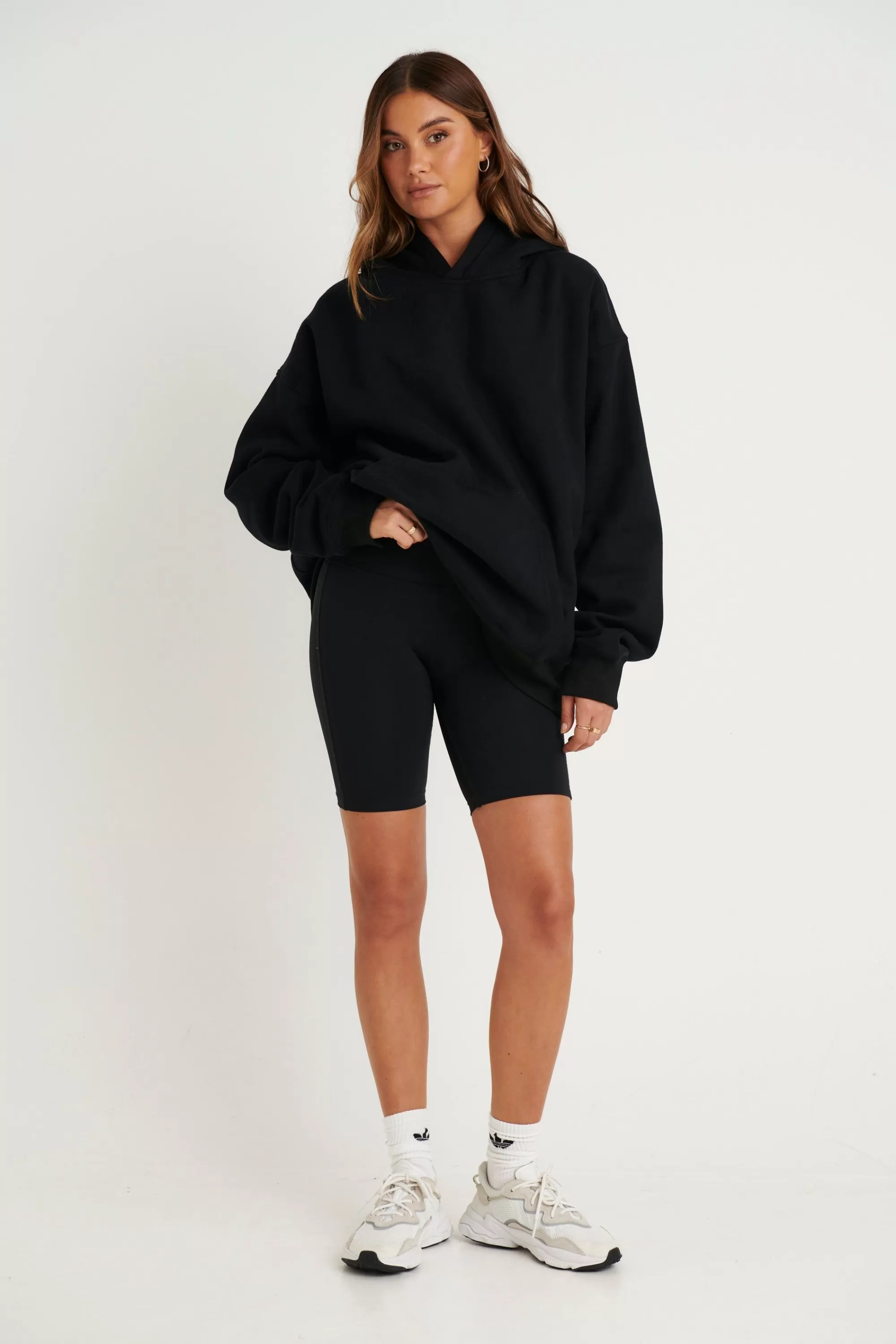 Sweaters & Jumpers>Sampson and Taylor Unisex Roman Oversize Hoodie Black